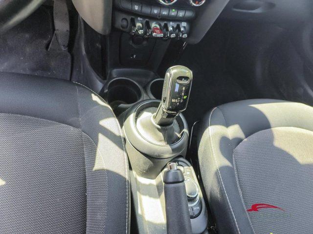 MINI Mini 1.5 Cooper Essential Auto