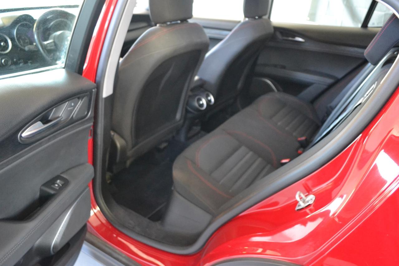 Alfa Romeo Stelvio 2.2 Turbodiesel 160 CV AT8 RWD Business