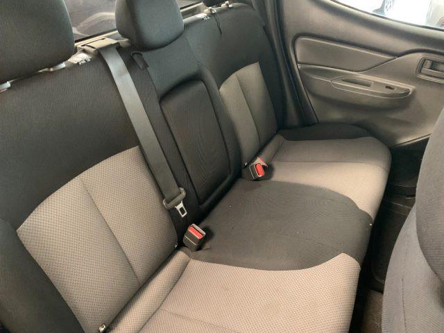 MITSUBISHI L200 Doppia Cabina Pick Up 5 Posti Double Cab Invite