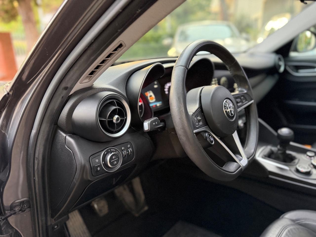Alfa Romeo Giulia 2.2 Turbodiesel 150 CV Super