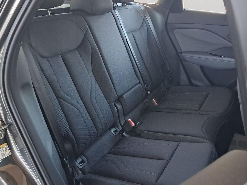Audi Q3 Q3 2.0 tdi S line edition 150cv s-tronic
