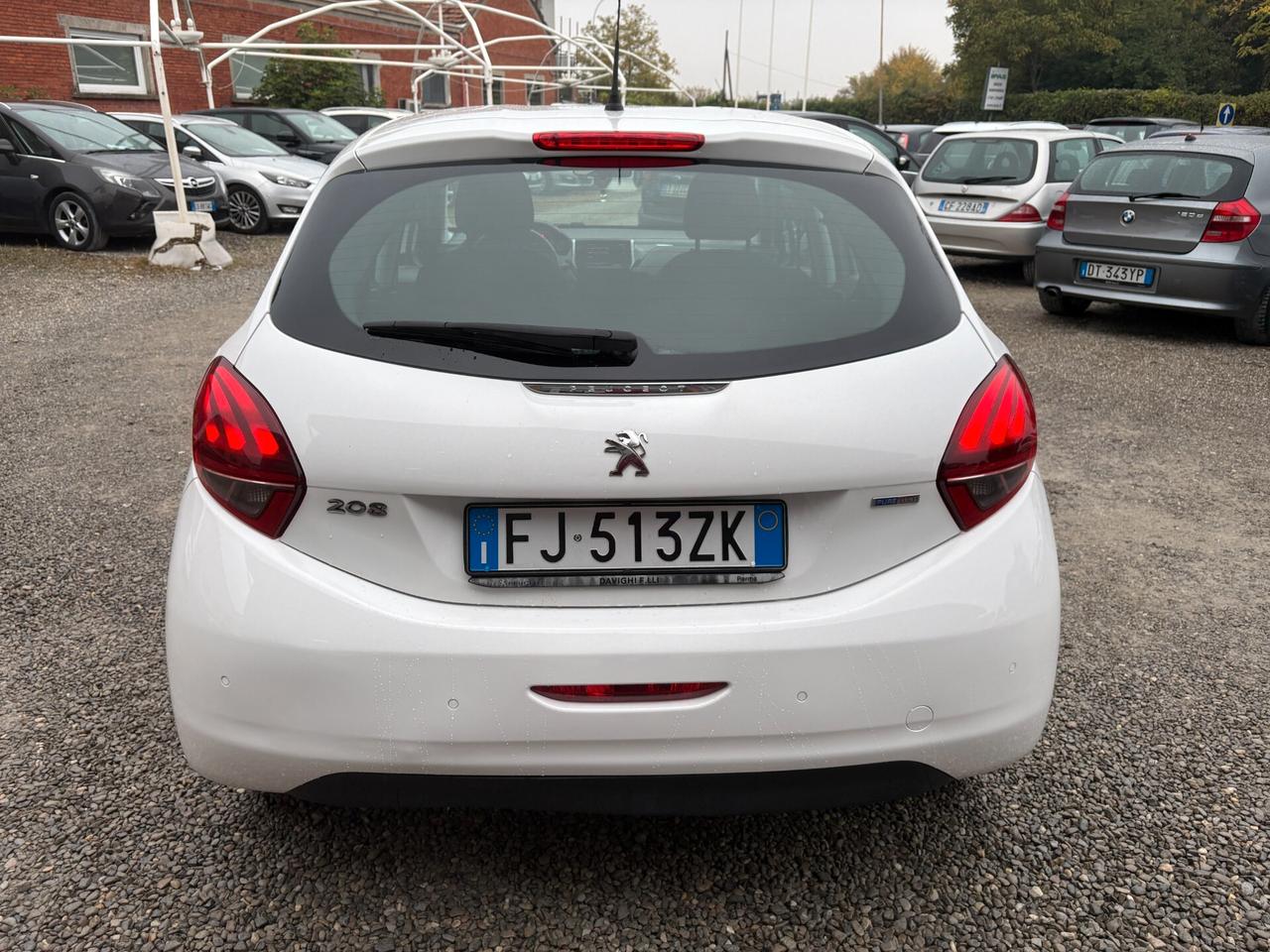 Peugeot 208 1.2 Benz -Allure-Unico proprietario