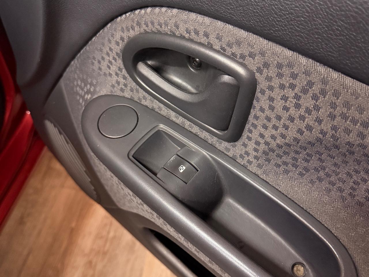 BELLISSIMA RENAULT TWINGO CON SOLI 51.950 KM UNICO PROPRIETARIO