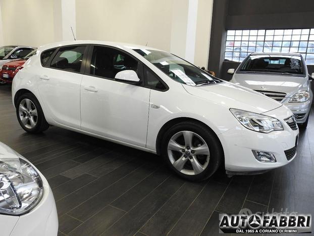 OPEL - Astra - 1.3 CDTI ecoFLEX 5p. Enjoy 79000 km
