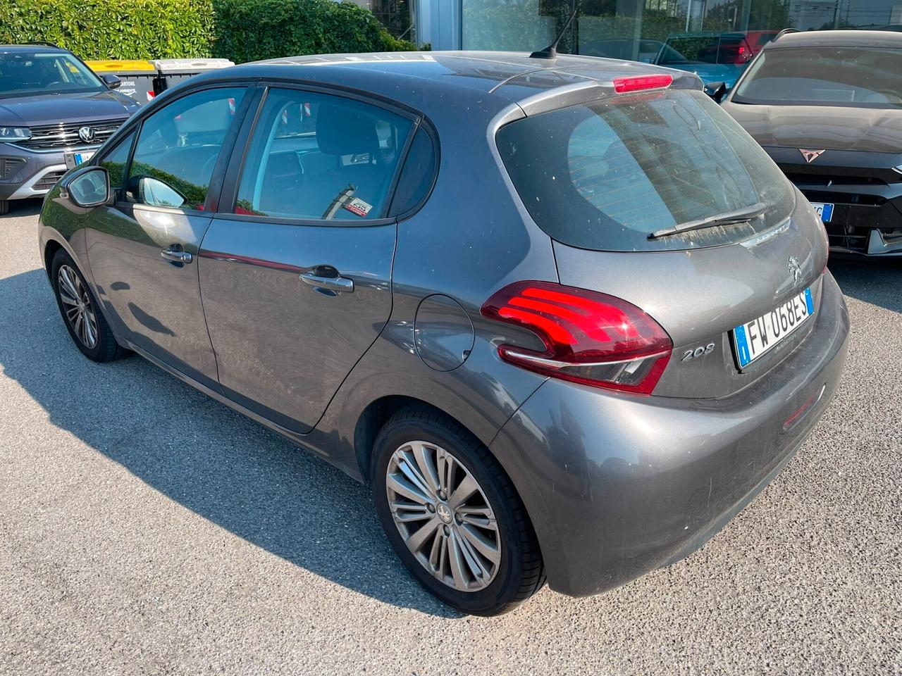 PEUGEOT 208 1.6 HDI In arrivo