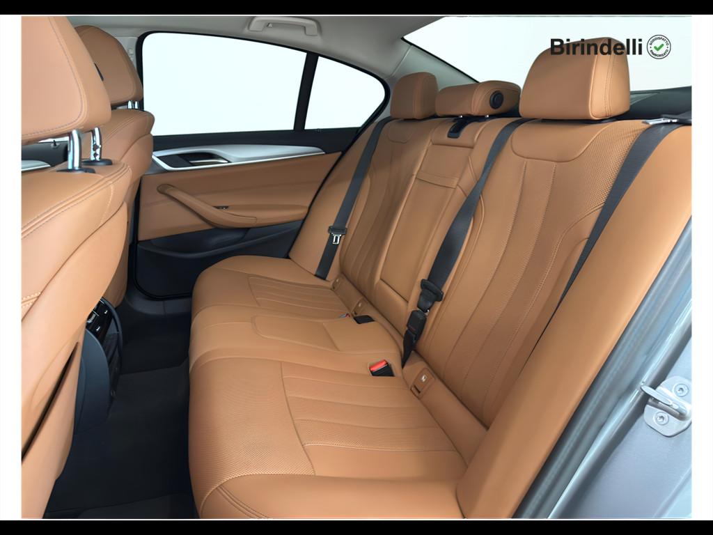 BMW Serie 5(G30/31/F90) - 520d 48V xDrive Business