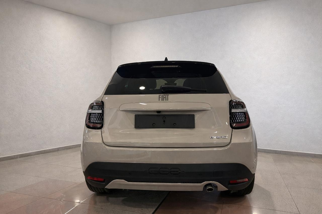 FIAT 600 1.2 HYBRID LA PRIMA