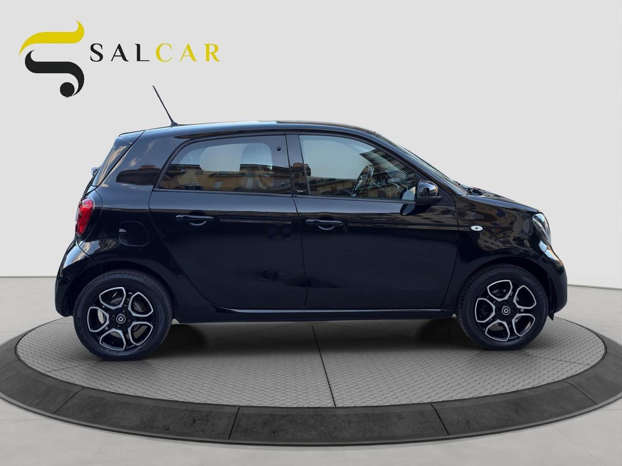 Smart ForFour 0.9 90cv twinamic Passion automatica 2019