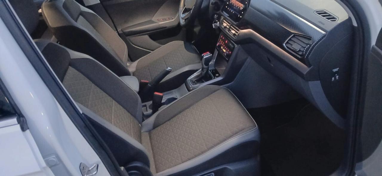 Volkswagen T-Cross 1.6 TDI DSG - 2020