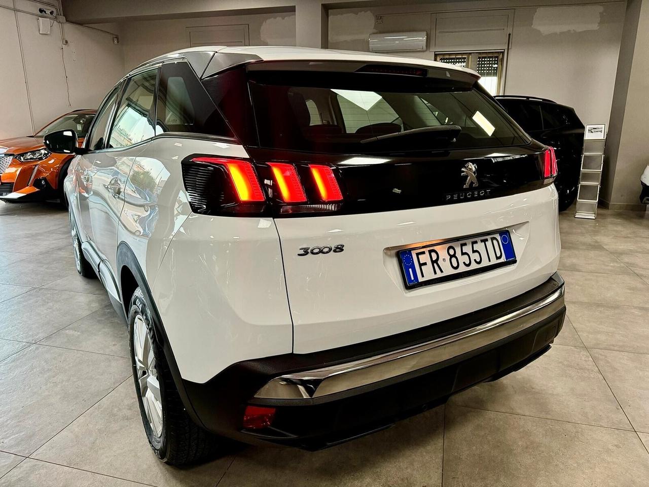 Peugeot 3008 1.5 BlueHDi 130cv EAT8 Business 2018