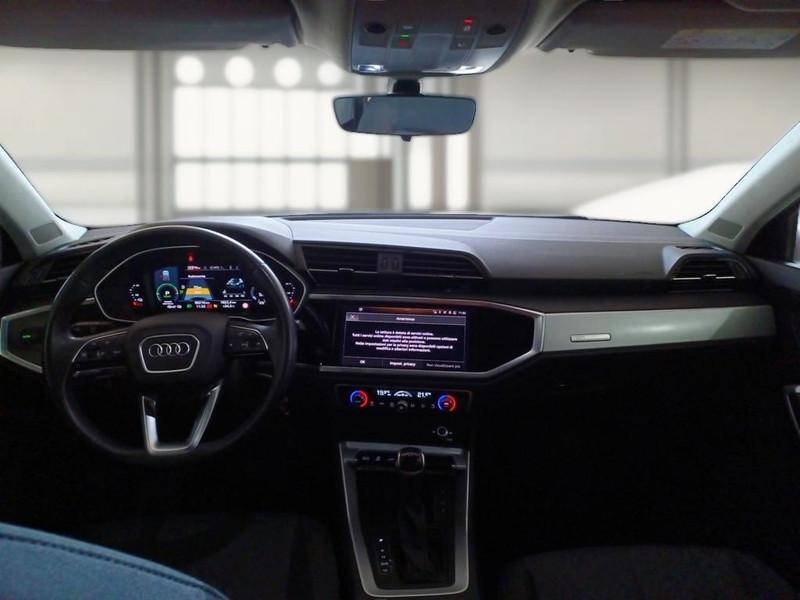 AUDI Q3 45 TFSI E S TRONIC BUSINESS SUV