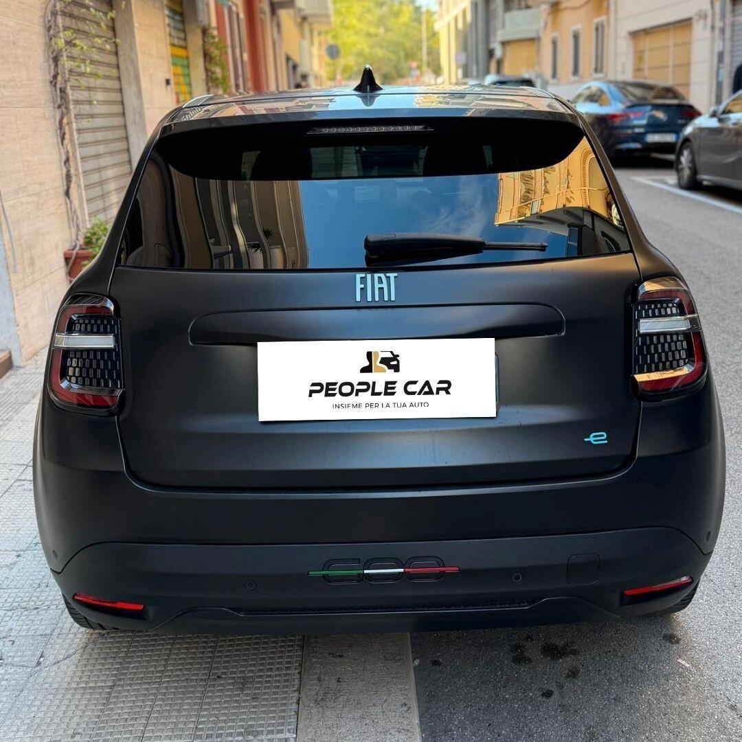 Fiat 600e 156 CV Full Electric "La Prima"