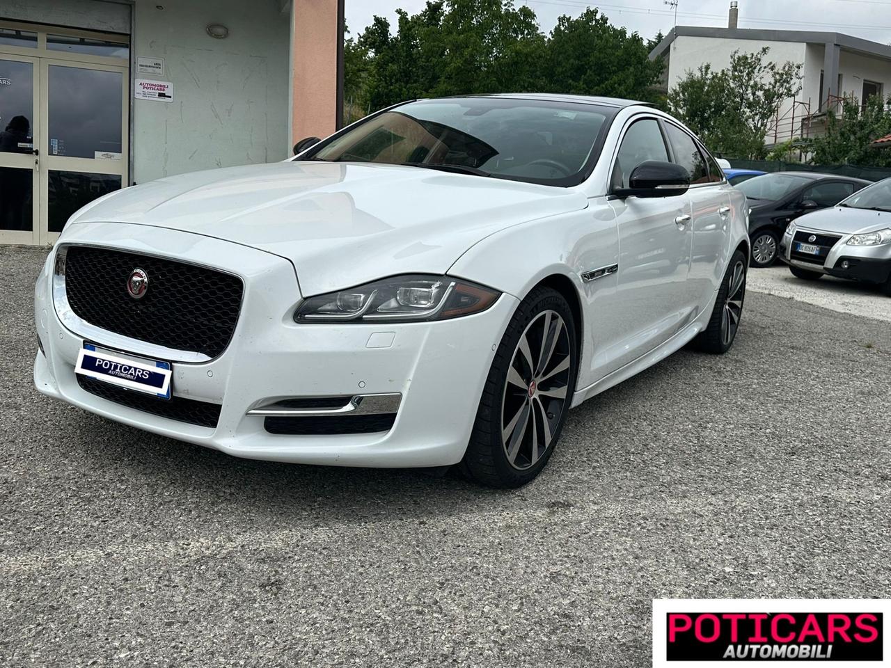 Jaguar XJ 3.0 V6 S/C 340 CV AWD R-Sport