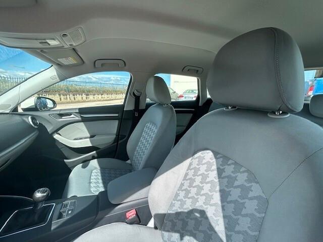 AUDI A3 2013 SPORTBACK 1.6 TDI CR ATTRACTION S.BACK