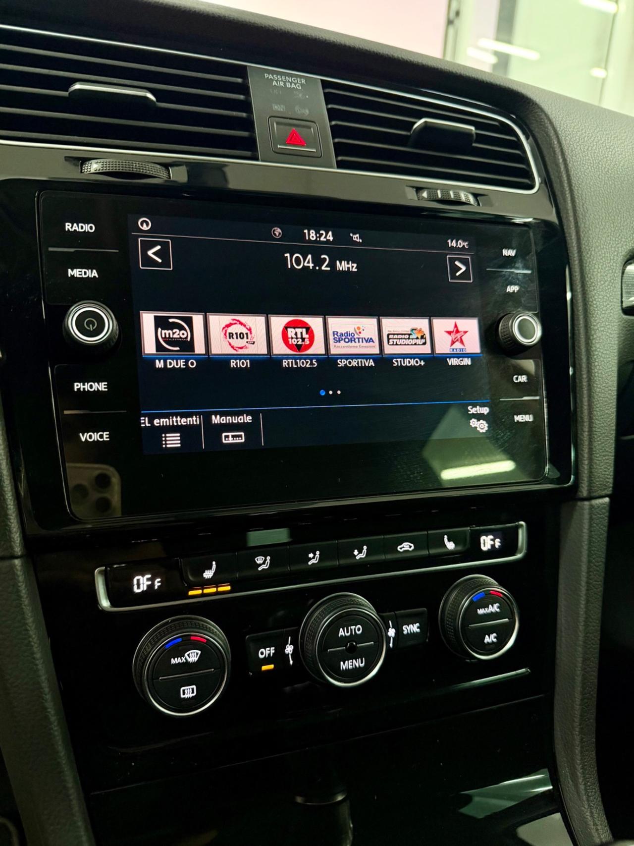 Volkswagen GOLF 7.5 1.6 TDI 5p. FINANZIABILE