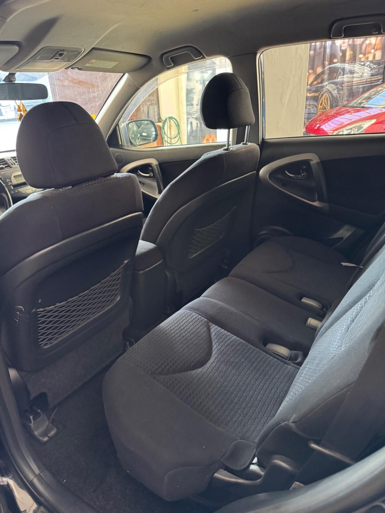 Toyota RAV 4 RAV4 CROSSOVER 2.2 D-4D SOL 4x4