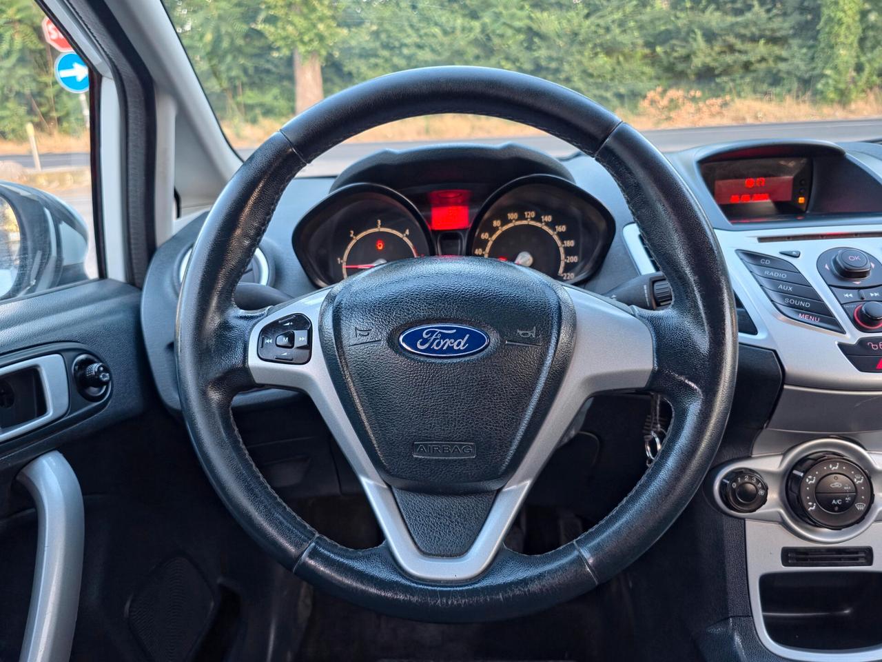 Ford Fiesta 1.4 TDCi 70CV 5 porte Titanium 2012-E5 NEO