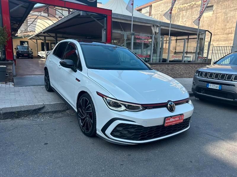 Volkswagen Golf 2.0 TSI GTI DSG