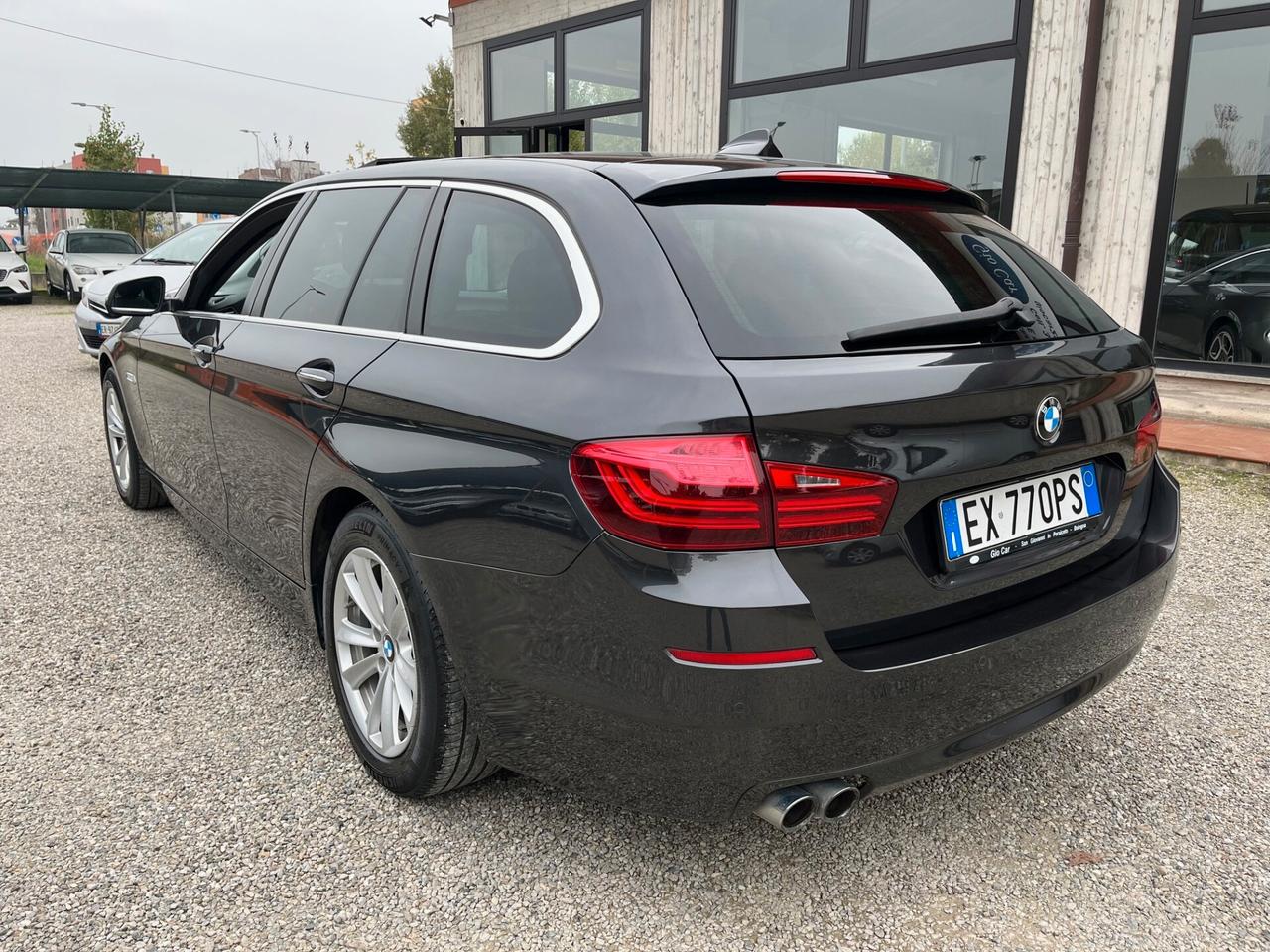 Bmw 520 520d xDrive Touring 190cv auto. TETTO / TAGLIANDI