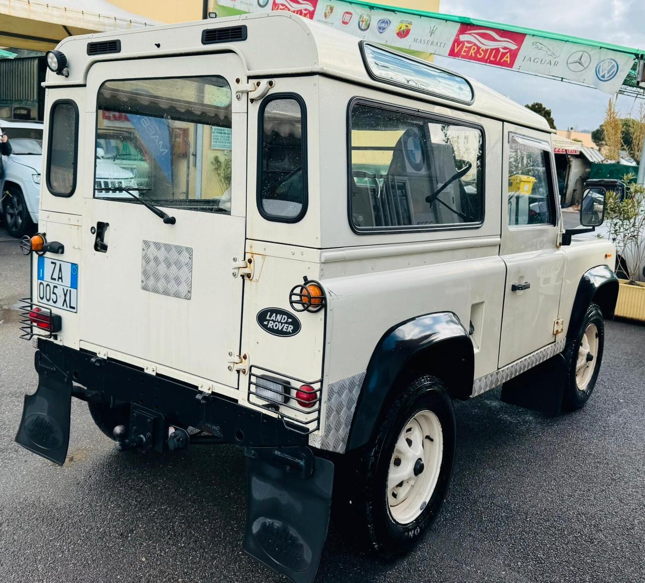 Land Rover Defender 90 turbodiesel Hard-top gancio traino