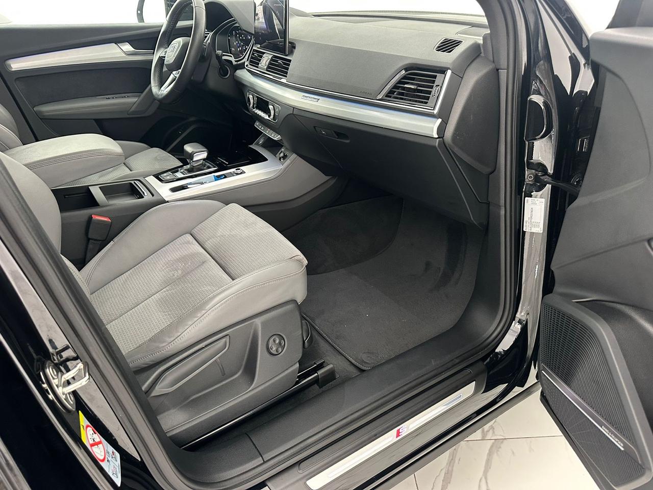 AUDI Q5 SPORTBACK S-LINE BLACK EDITION