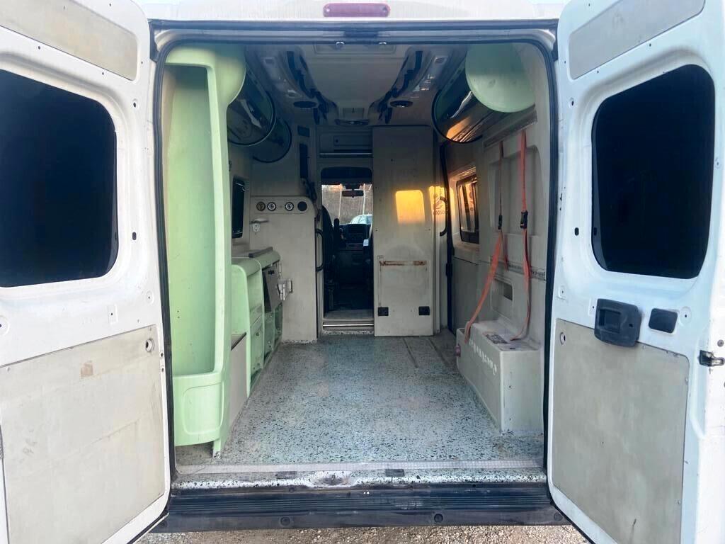 Fiat ducato 3.0 m.jet EX ambulanza autocarro