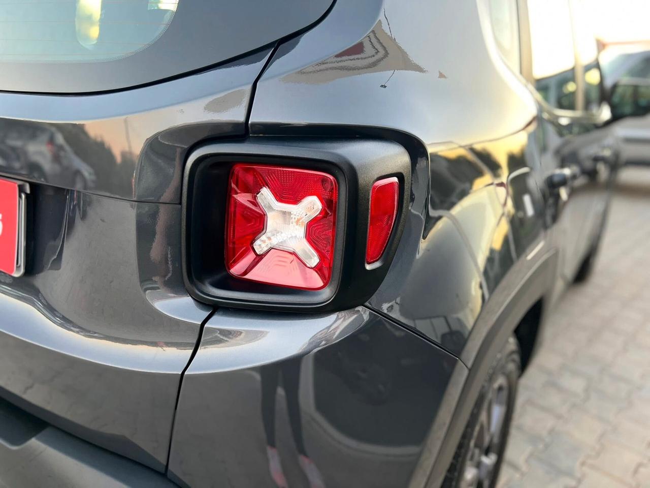 Jeep Renegade 1.6 Mjt 130 CV Longitude