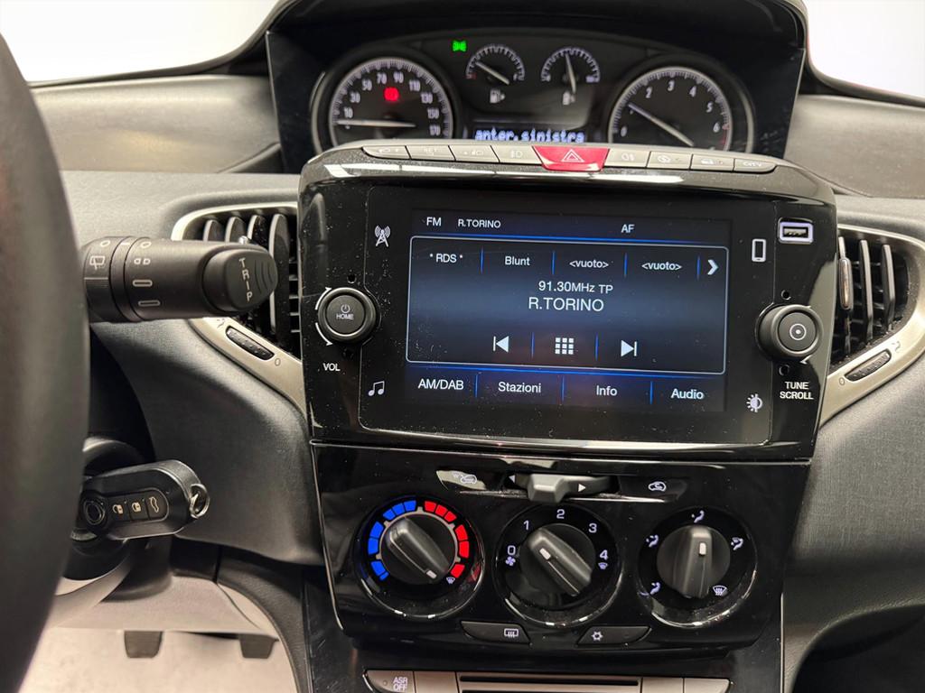 LANCIA Ypsilon III 2021 - Ypsilon 1.0 firefly hybrid Gold s&s 70cv