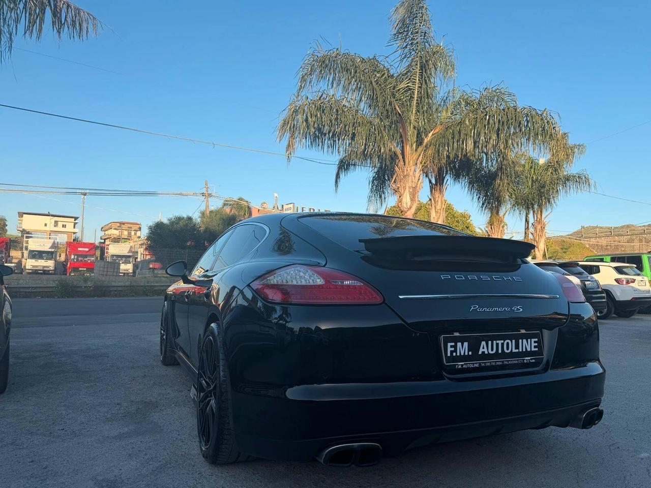 Porsche Panamera 4.8 4S PDK 2010