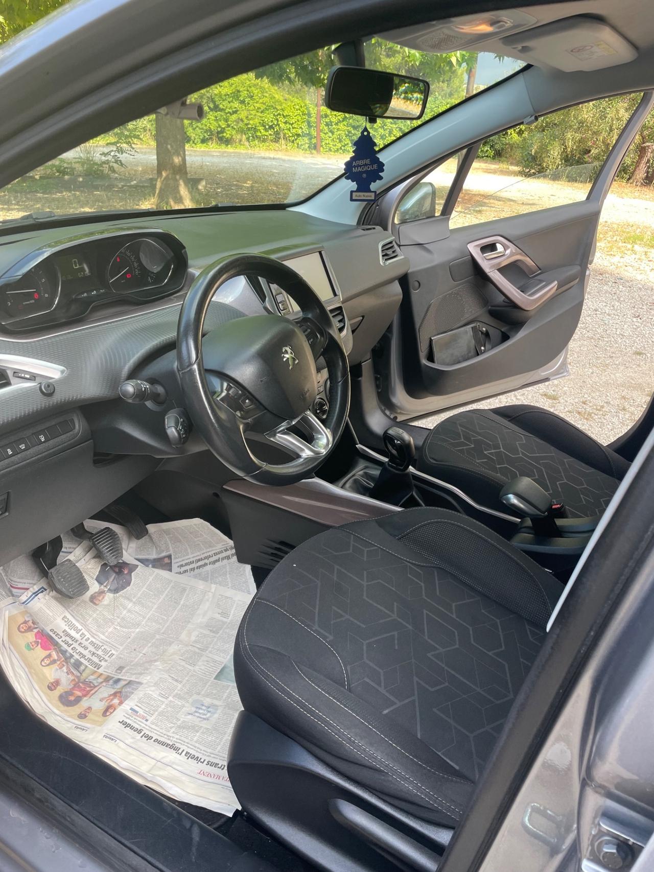 Peugeot 2008 1.6 e-HDi 92 CV Stop&Start Allure