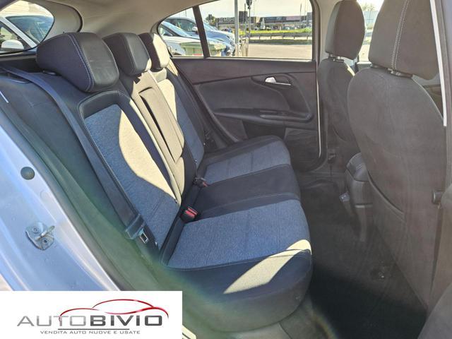 FIAT Tipo 1.0 5 porte Cross/ FULL OPTIONAL!