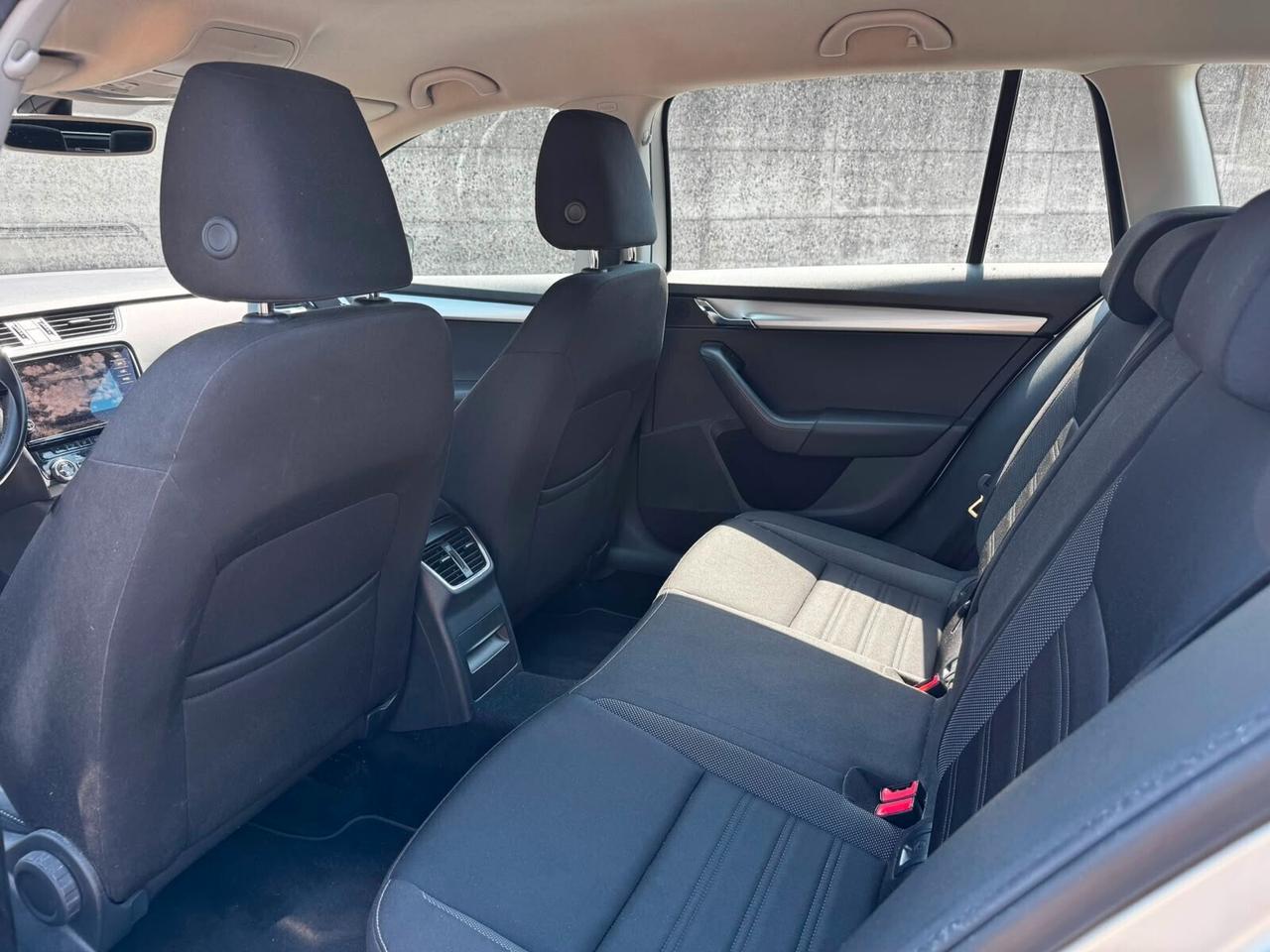 Skoda Octavia 1.6 TDI 115 CV Wagon Executive - 2018 - Euro 6B