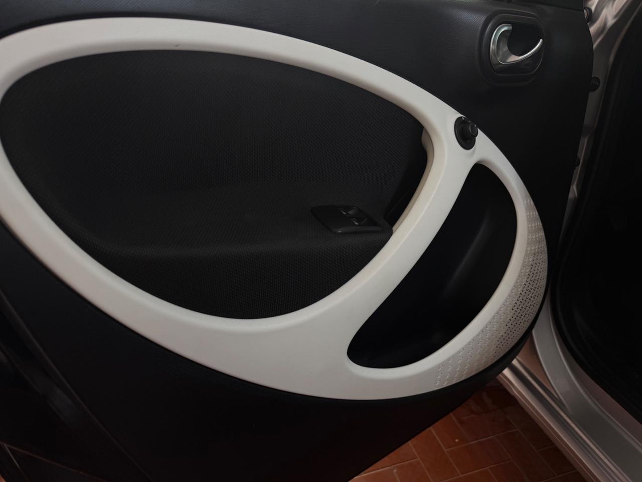 Smart ForFour 70 1.0 Prime 5P