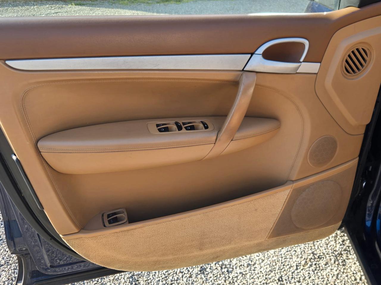 Porsche Cayenne S 4.5 BENZ / GPL