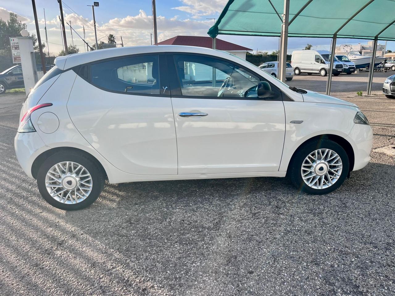 Lancia Ypsilon 1.3 MJT 16V 95 CV 5 porte S&S Platinum