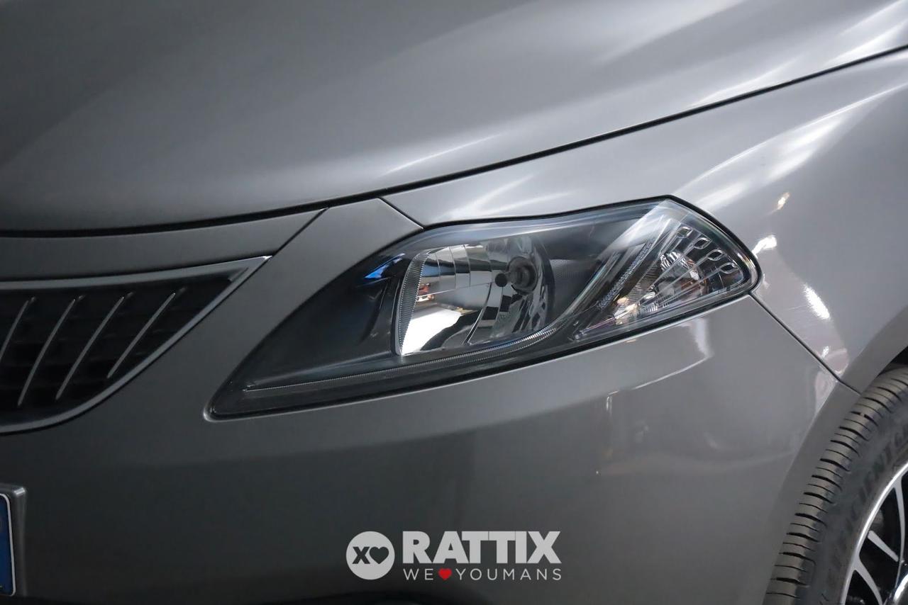 Lancia Ypsilon 1.0 Firefly Hybrid 70CV Platino