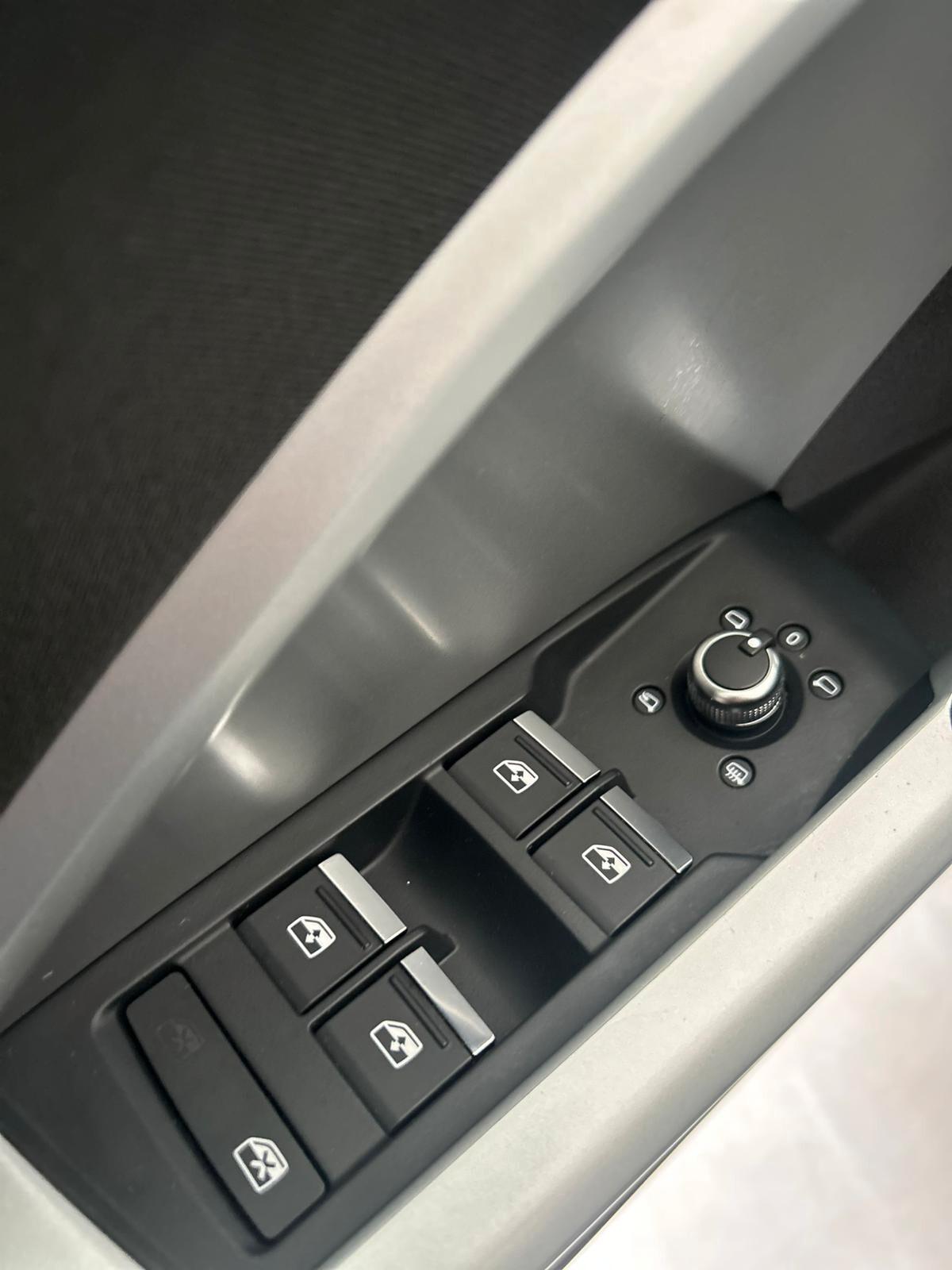 Audi Q3 35 TDI 2.0 Diesel 150 cv S tronic Business Advanced