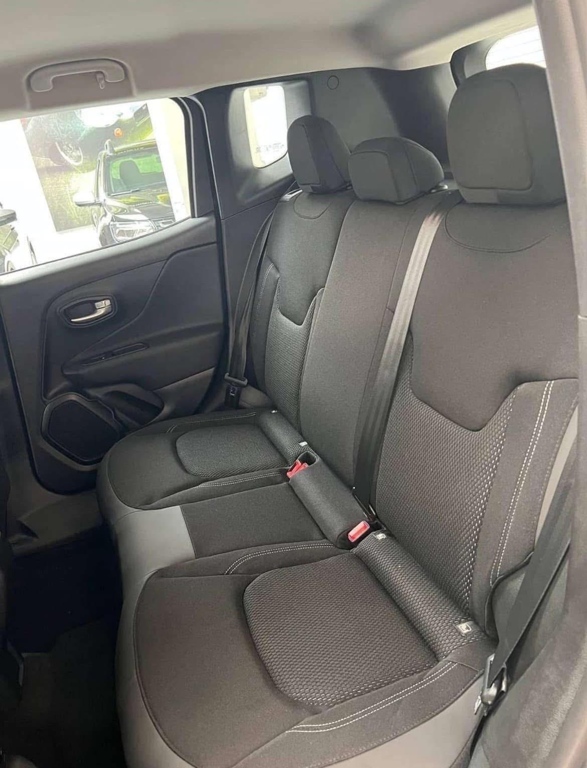 JEEP RENEGADE 1.0 130 CV AUTO A NOLEGGIO CON KM ILLIMITATI