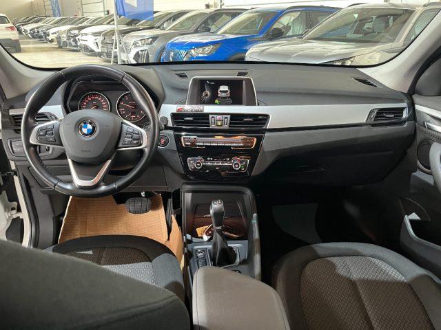 BMW X1 sDrive18d Business 18" xLine Navi/Full LED/Park Pl
