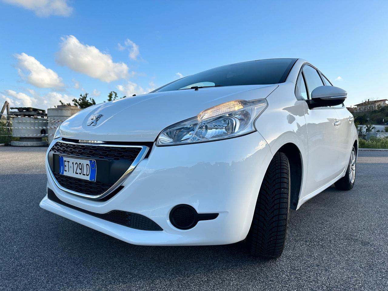 Peugeot 208 1.2 VTi 82 CV 5 porte Allure