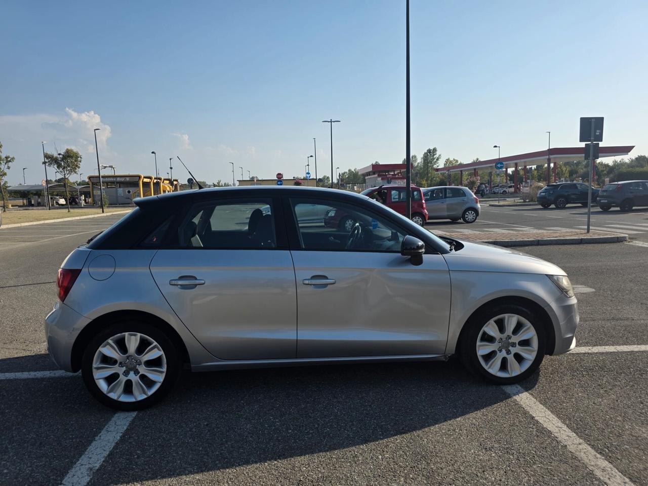 Audi A1 1.6 TDI S line edition plus