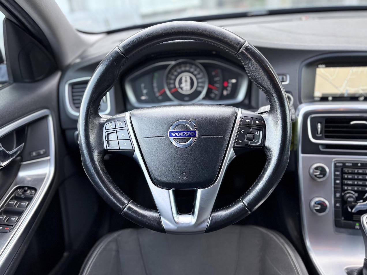 Volvo V60 Cross Country 2.0 Diesel 150CV E6 - 2017