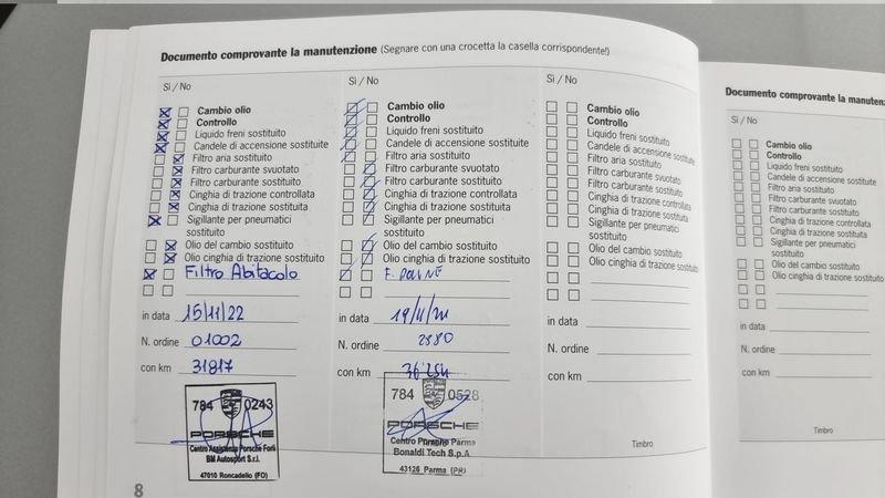 Porsche 911 911 3.0 Carrera 4 Coupé