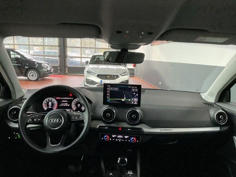 Audi Q2 1.5 35 TFSI BUSINESS ADVANCED S TRONIC LED PDC