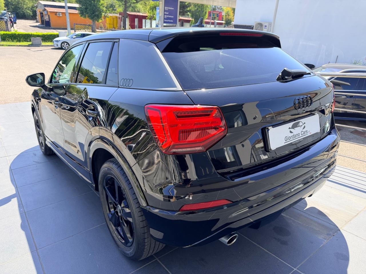 Audi Q2 30 TFSI S tronic line Edition black