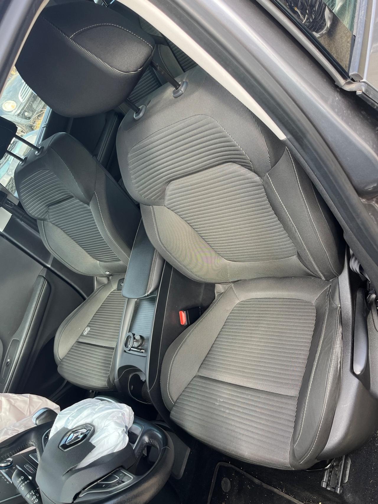 Renault Grand Scenic dCi 8V 110 CV EDC Energy Intens