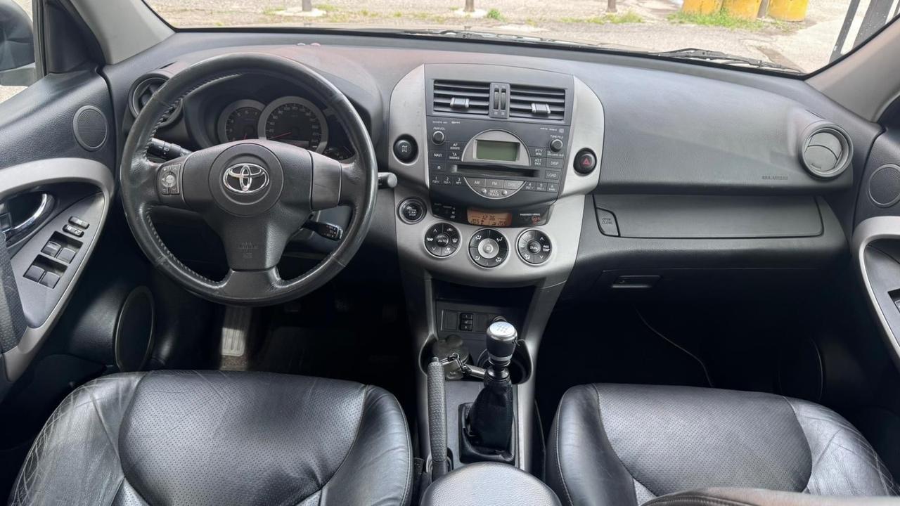 Toyota RAV 4 RAV4 2.2 D-4D 136 CV DPF Luxury