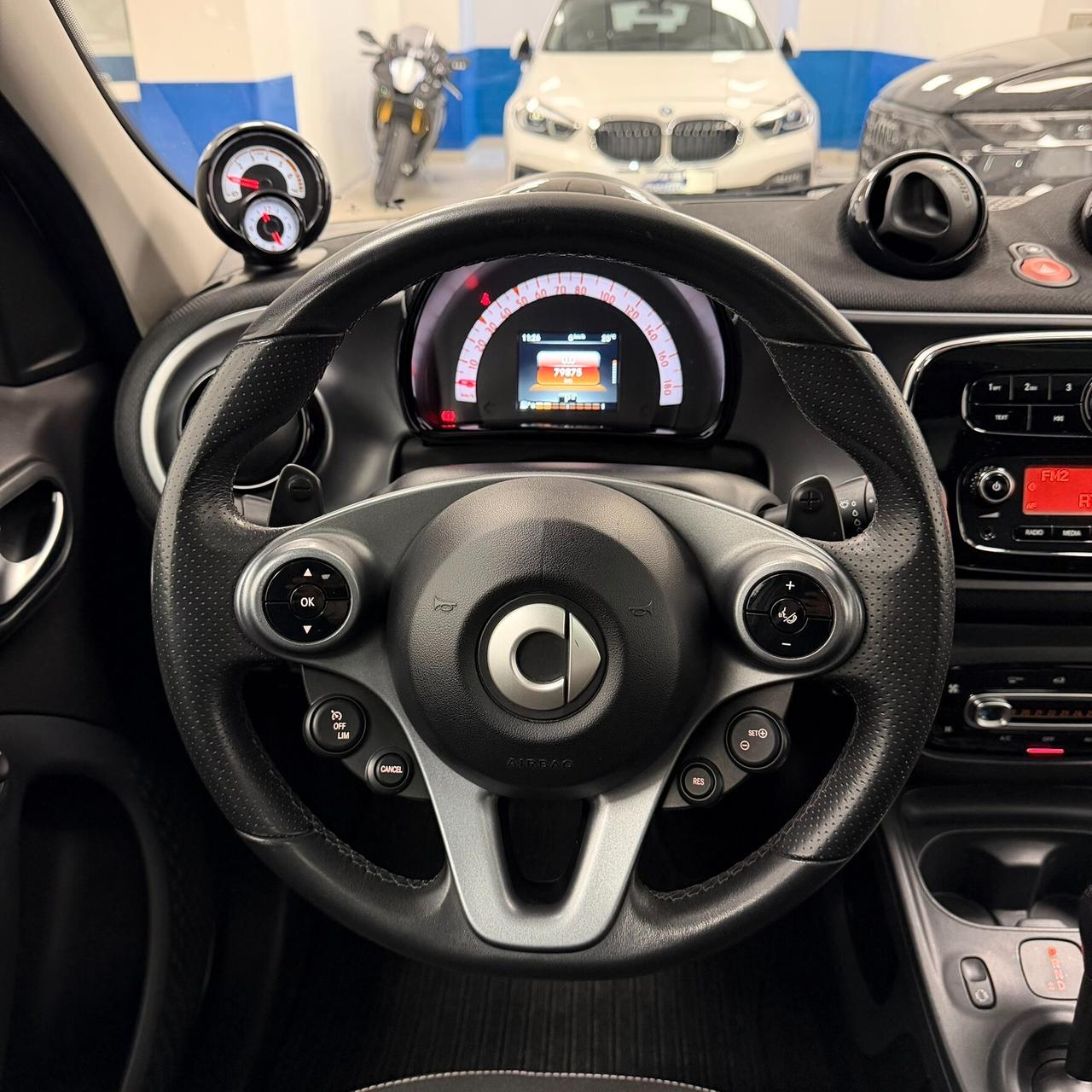 Smart ForFour 70 1.0 twinamic Superpassion
