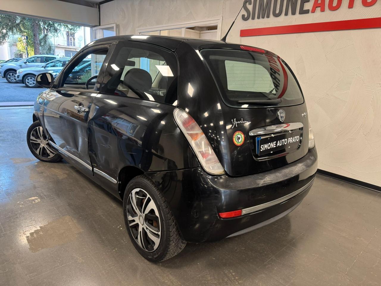 Lancia Ypsilon 1.3 MJT 75 CV Elle