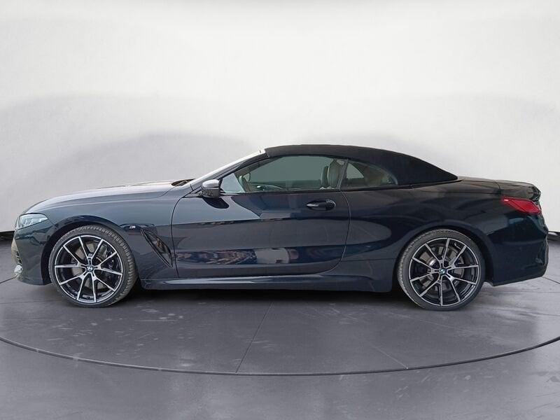 BMW Serie 8 840d Cabrio mhev 48V xdrive auto